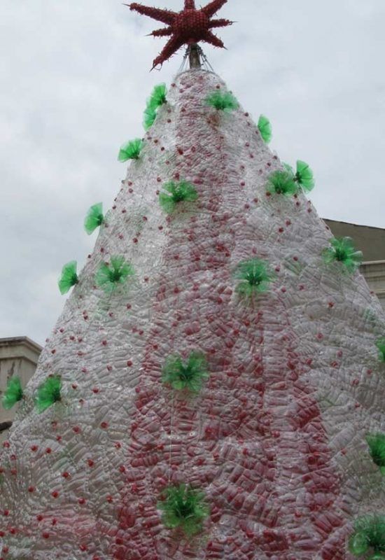 Árvore de Natal de Garrafa PET Ideias e Passo a Passo